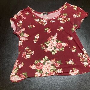 Rue21 Burgundy Floral Short Sleeve Tee